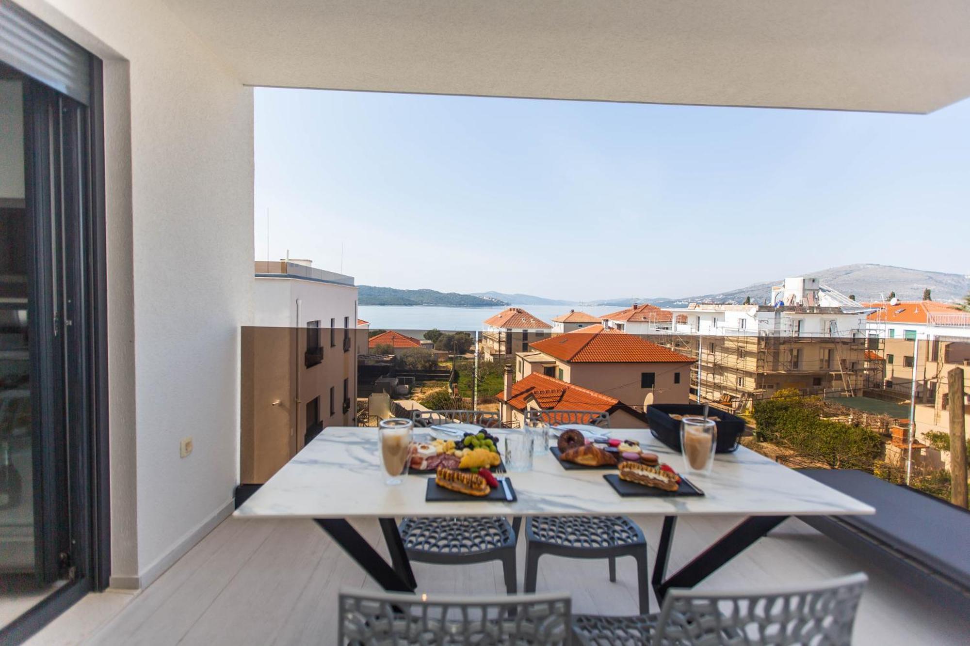 Villa 23 B Heated Pool Трогір Екстер'єр фото