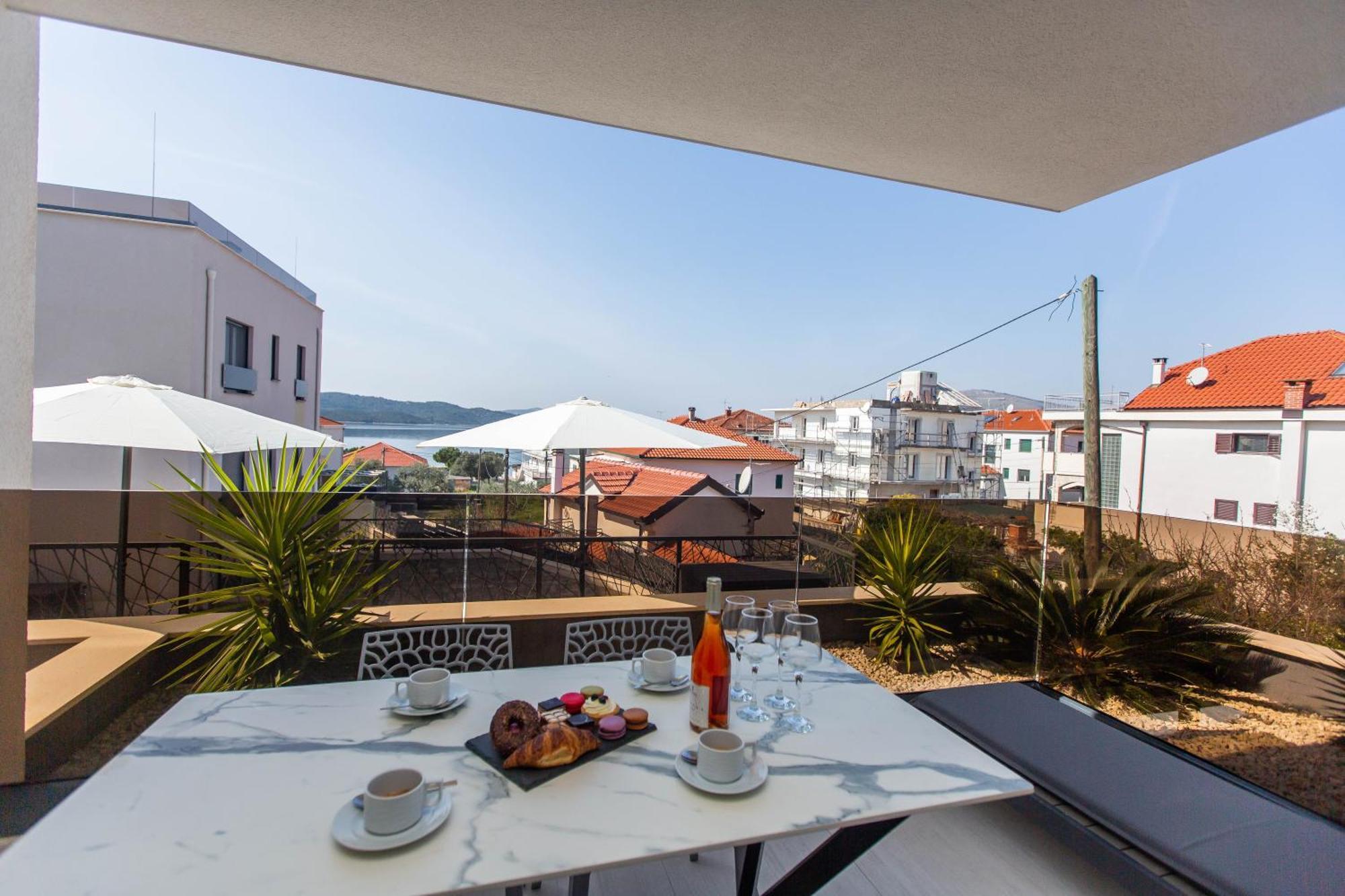 Villa 23 B Heated Pool Трогір Екстер'єр фото